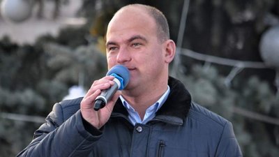 Мера Чорткова підозрюють у службовій недбалості