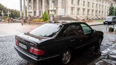 В Тернополі почалася війна з водіями, які не вміють паркуватися