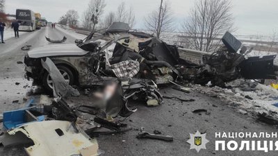 Автомобіль розірвало навпіл: у жахливій ДТП на Львівщині загинула молода тернополянка. ФОТО