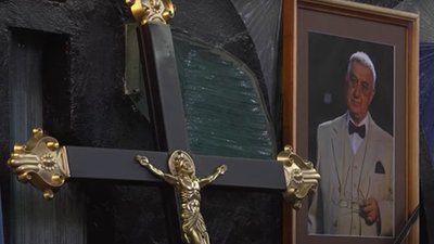 Під оплески і звуки оркестру провели в останню путь Маестро. ВІДЕО