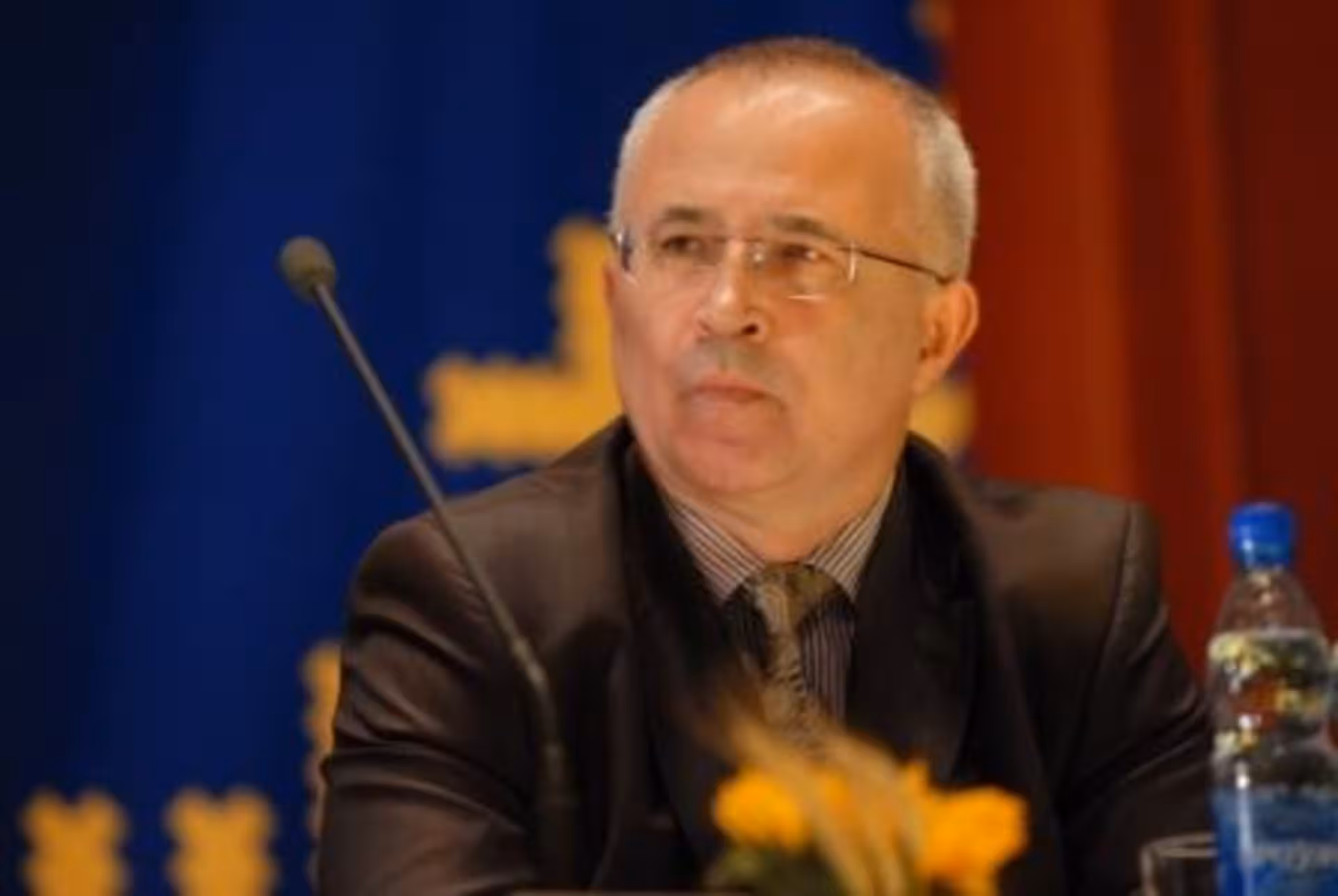 Останного УНПіста “пішли” з міської влади, а партію чекає дерибан