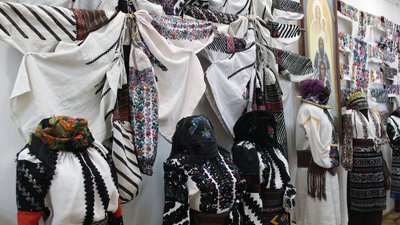У Тернополі діє виставка вишитих рушників