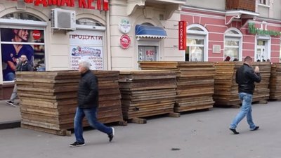 У центрі Тернополя з'явиться корабель завдовжки 22 метри. ВІДЕО