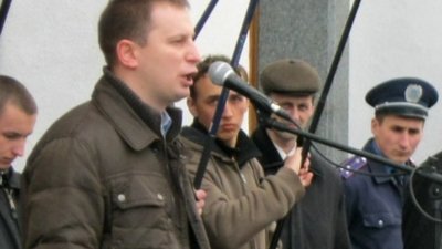 У Барни та Чижмаря відібрали дипломатичні паспорти