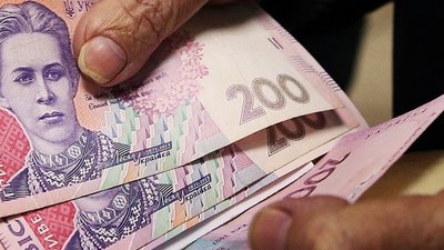 Цинізм зашкалює: шахрай виманив гроші у родички загиблого захисника