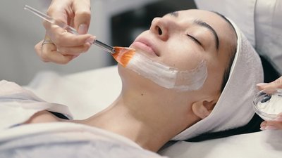 Ін'єкції краси: що потрібно знати перед процедурою ботоксу чи філерів