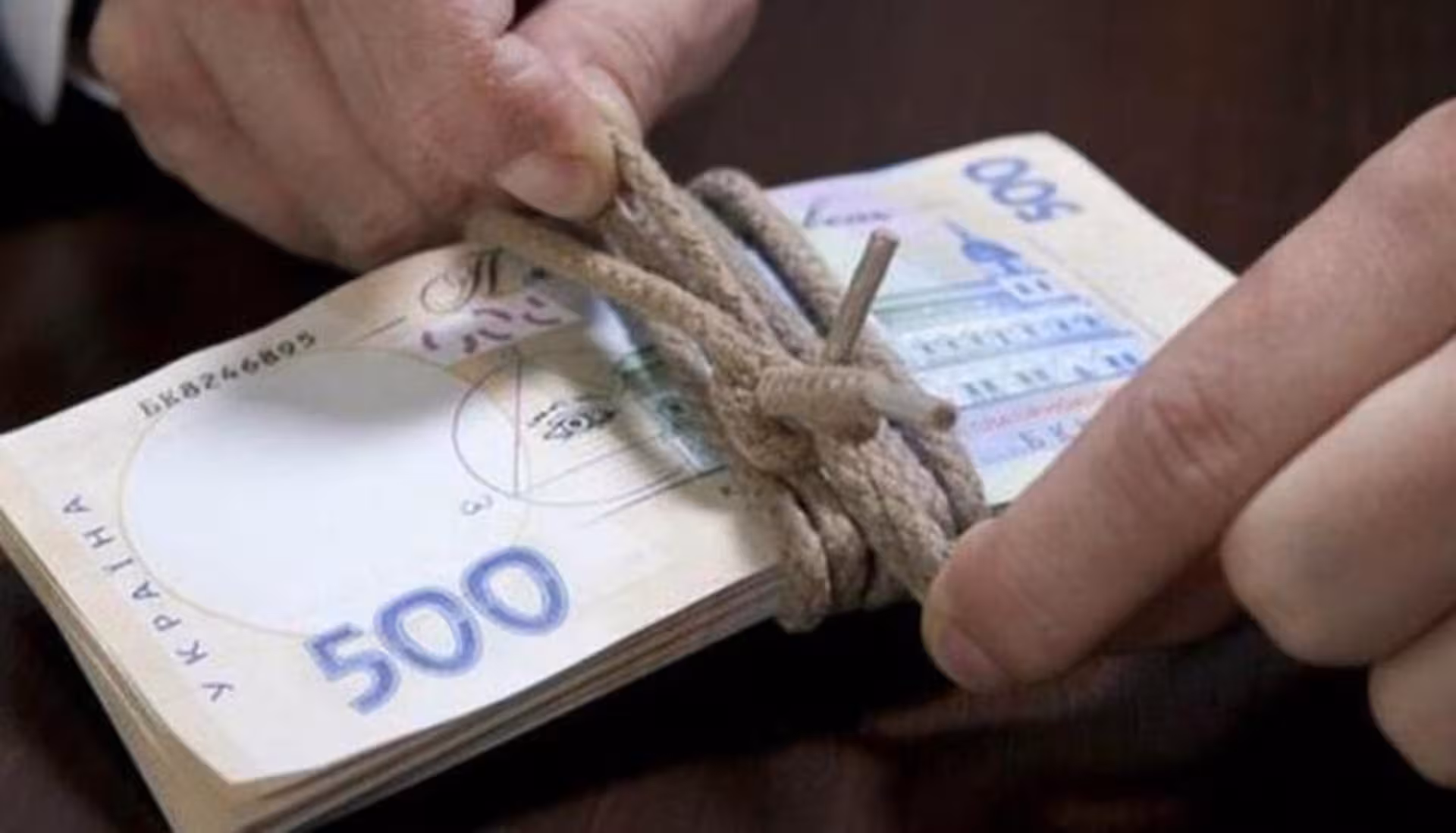 Обіцяють 27 тисяч гривень: ТОП-10 липневих вакансій і зарплат на Тернопільщині