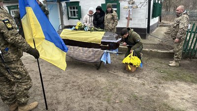 Понад усе любив життя: попрощалися із бійцем тернопільської бригади Василем Болдаком