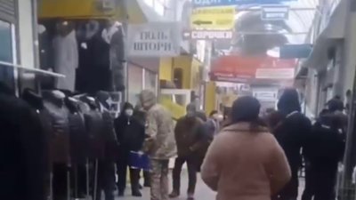 У Тернополі вручали повістки на ринку і в торговому центрі