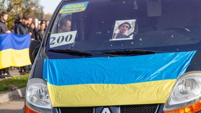 Сьогодні на Тернопільщині попрощаються із Героєм Олегом Бахмачем: йому завжди буде 25 років. ФОТО