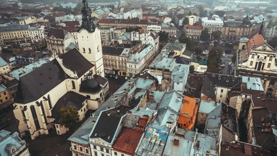 Ворог завдав двох ракетних ударів по Львову: є потерпілі