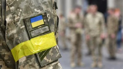 Президент підписав указ про звільнення всіх обласних "воєнкомів"