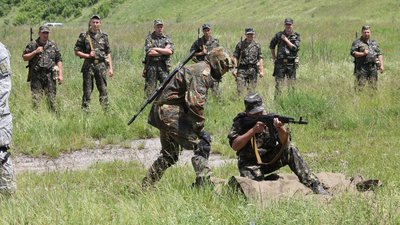 Як голосуватимуть тернопільські військові на кордоні з Кримом