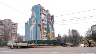 Земельну ділянку під зруйнованим обстрілами житловим будинком продадуть на відкритому аукціоні