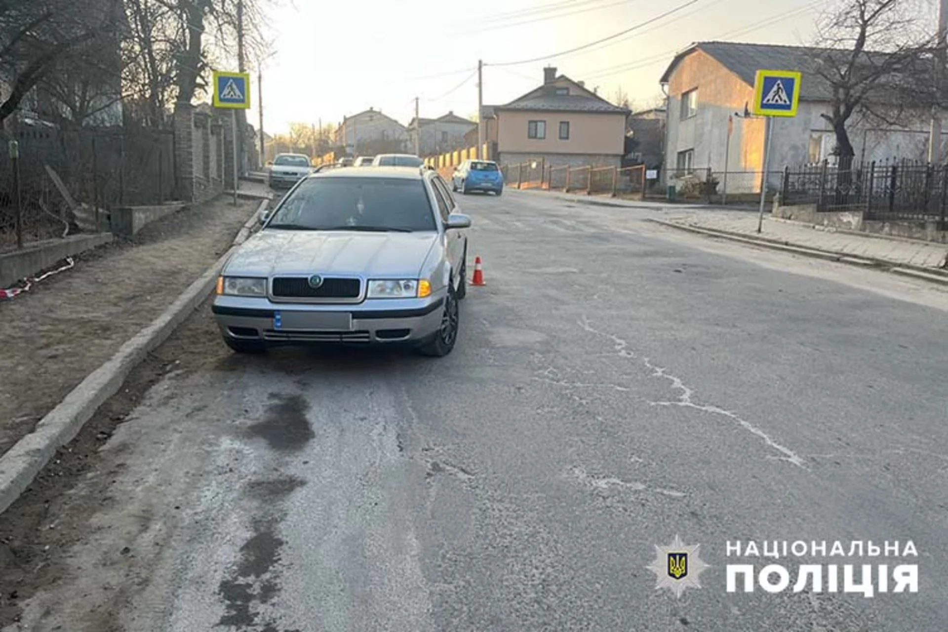 Водій автомобіля збив жінку на пішохідному переході
