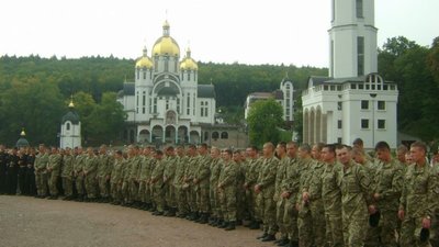 Що робили військові у Зарваниці