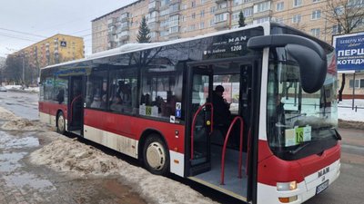 Новий автобус у Тернополі курсує по 18 маршруту