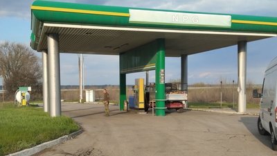Захисника з Тернополя відмовилися обслуговувати на АЗС українською мовою. ФОТО