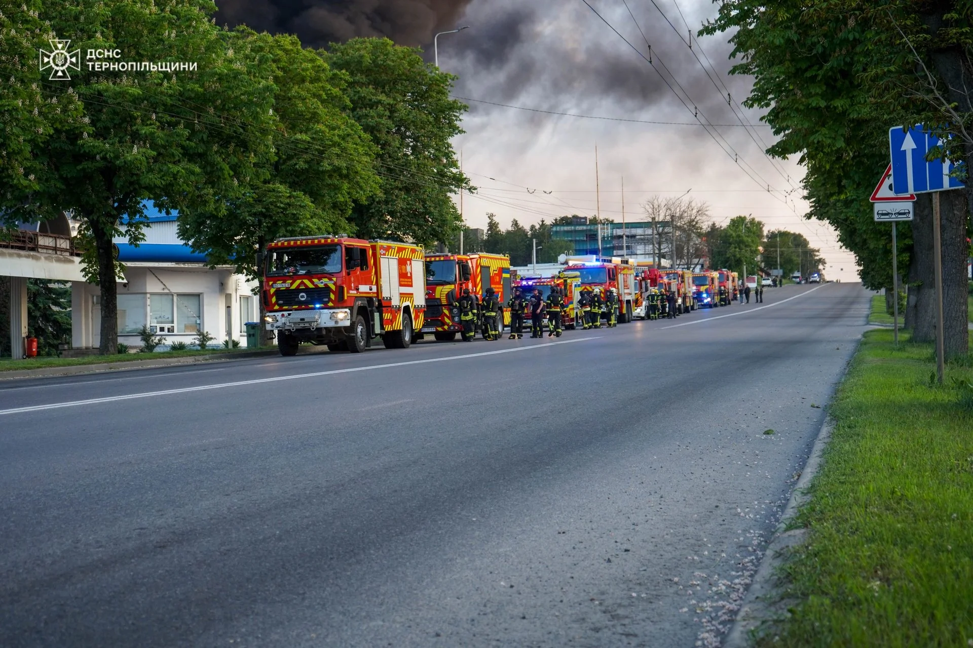 Травми та опіки: тернопільські патрульні показали, як допомагали потерпілим внаслідок ворожого удару. ВІДЕО