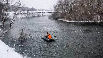 Прочісували річку: на Тернопільщині розшукують чоловіка, котрий зник чотири дні тому. ФОТО