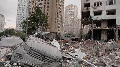 Нова повітряна атака на Київ: вбито 11 людей, пошкоджено 30 будинків