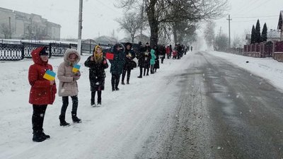 На Тернопільщині сьогодні прощаються із загиблим бійцем Іваном Морозом. ФОТО