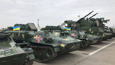 На Тернопільщині можливий рух військової техніки: мешканців просять зберігати спокій