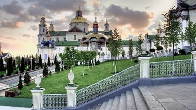 На Тернопільщині далі продовжують функціонувати майже 100 громад московського патріархату