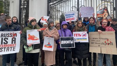 У московської церкви в Тернополі забрали землю