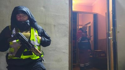 Трагедія на Львівщині: батько застрелив двох дітей і сам застрелився