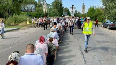 "Ми полями цих 5 тисяч людей виловлювали": голова Тернопільської ОВА прокоментував скандальну ходу московського патріархату