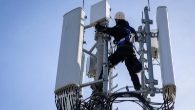 Атака дронів позбавила частину Києва інтернету