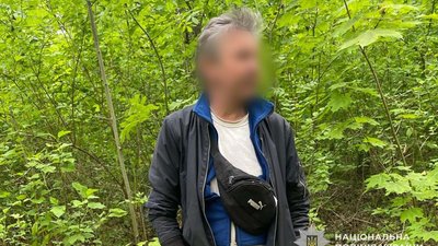 У тернопільському парку чоловік спиляв дерева: його спіймали "на гарячому"