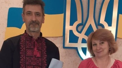 Їхнім домом буде бліндаж, який викопав чоловік: військовий з Тернополя одружився на Донеччині. ФОТО