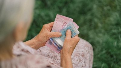 Люди зможуть довести свій страховий стаж у судовому порядку