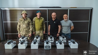 Наші морпіхи отримали чергову партію дронів Mavic 3 від Тернопільської міської ради, – Сергій Надал