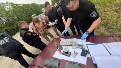 Затримано поліцейського, який шантажував рятувальника