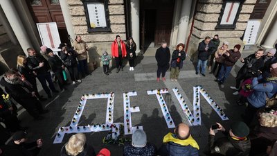 "ДЕ ТИ?": у Тернополі відбудеться акція пам’яті жертв російського авіаудару по Маріупольському драмтеатру