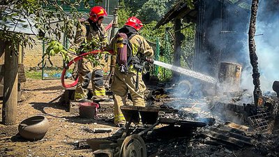 Прокляте місце: у злощасному дачному кооперативі згорів черговий будинок