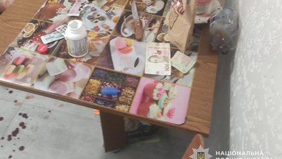 Чоловік зарізав дружину і повісився в лісі: жахлива сімейна драма розігралася на Тернопільщині
