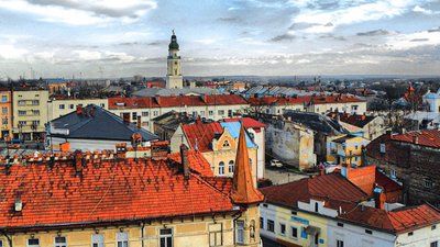 Дрогобич святкує 934-річчя фестивалем і збирає мільйон на підтримку військових