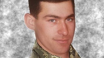 На Тернопільщині сьогодні прощаються із Захисником Іваном Параскою