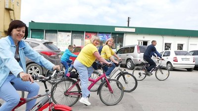 У Збаражі влаштували патріотичний велопробіг. ФОТО