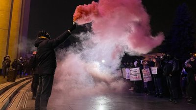 Під "білим домом" у Тернополі відбулася масштабна акція протесту. ФОТО