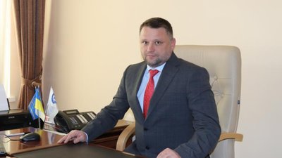 Заступник начальника податкової, якого спіймали на хабарі, звільнився з роботи, – ЗМІ