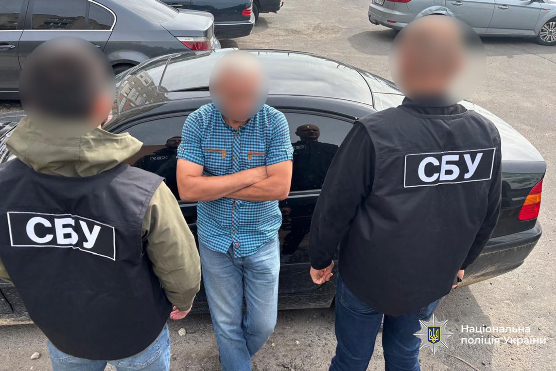 Обіцяв зарахувати на навчання 41-річного чоловіка: на хабарі спіймали директора коледжу