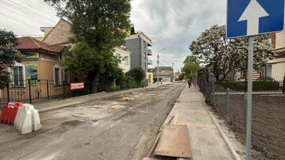 У Тернополі триває ремонт дворів та благоустрій територій