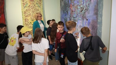 Малюнок світлом і тінню: виставка оригінальних витинанок діє у Тернополі. ФОТО