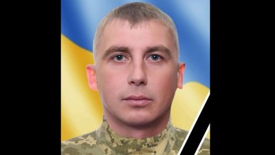 На Тернопільщині попрощалися із захисником, котрий загинув ще минулого року