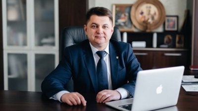 "Виконавча влада не спростовує інформацію, не підтверджує її та взагалі нічого не пояснює", – Віктор Овчарук про ситуацію з коронавірусом